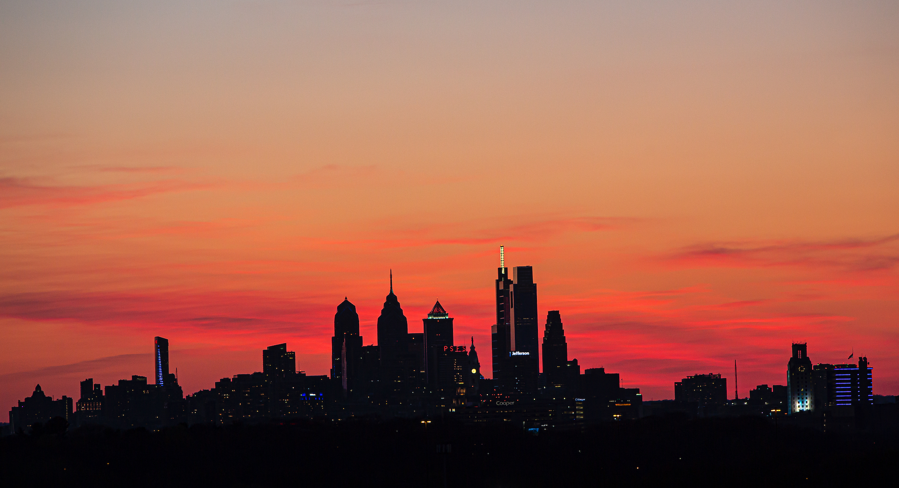 PhillySkylineApril112020DB-1