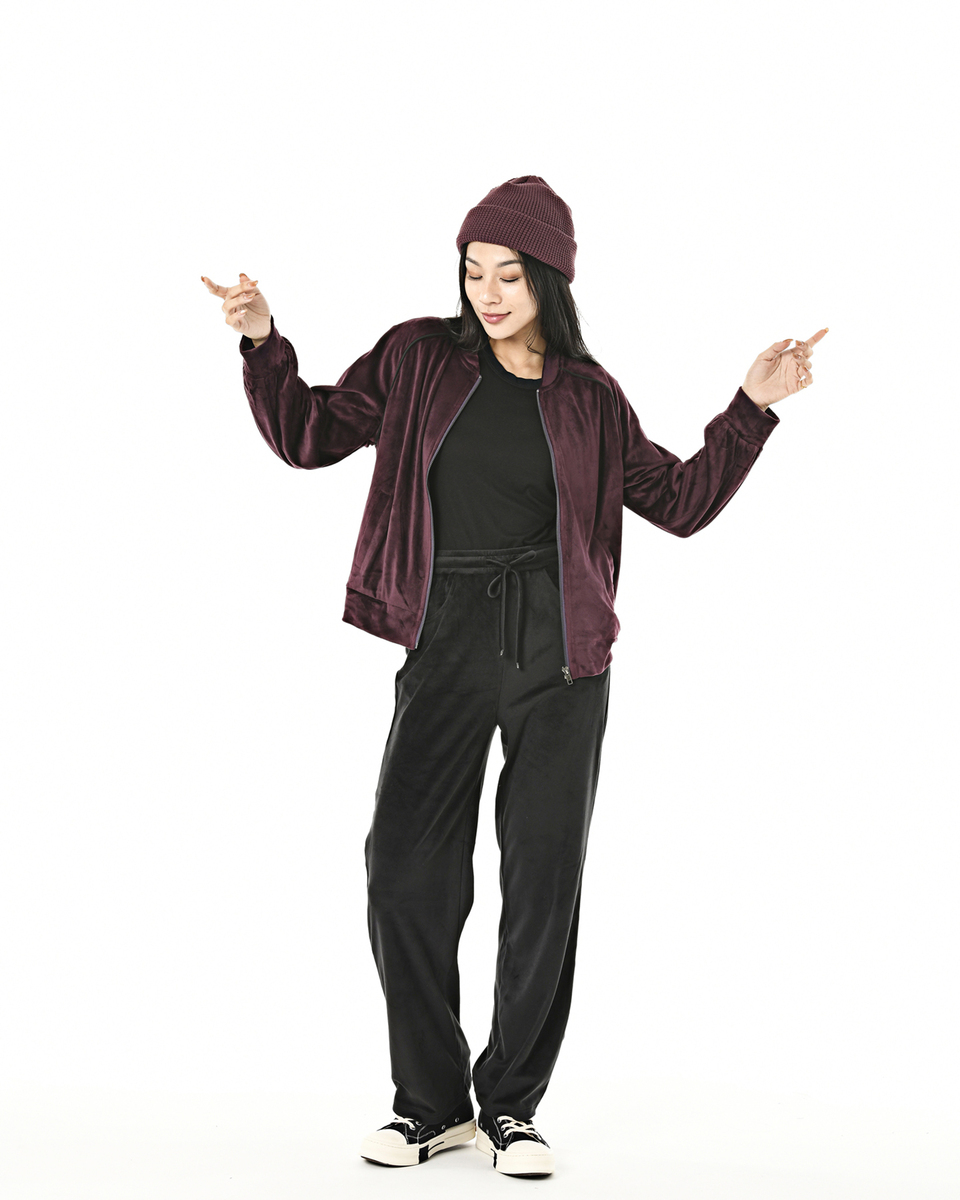 Photographer:  Henry WestheimIG:  https://www.instagram.com/henry_westheimWebsite:  https://www.henrywestheim.com