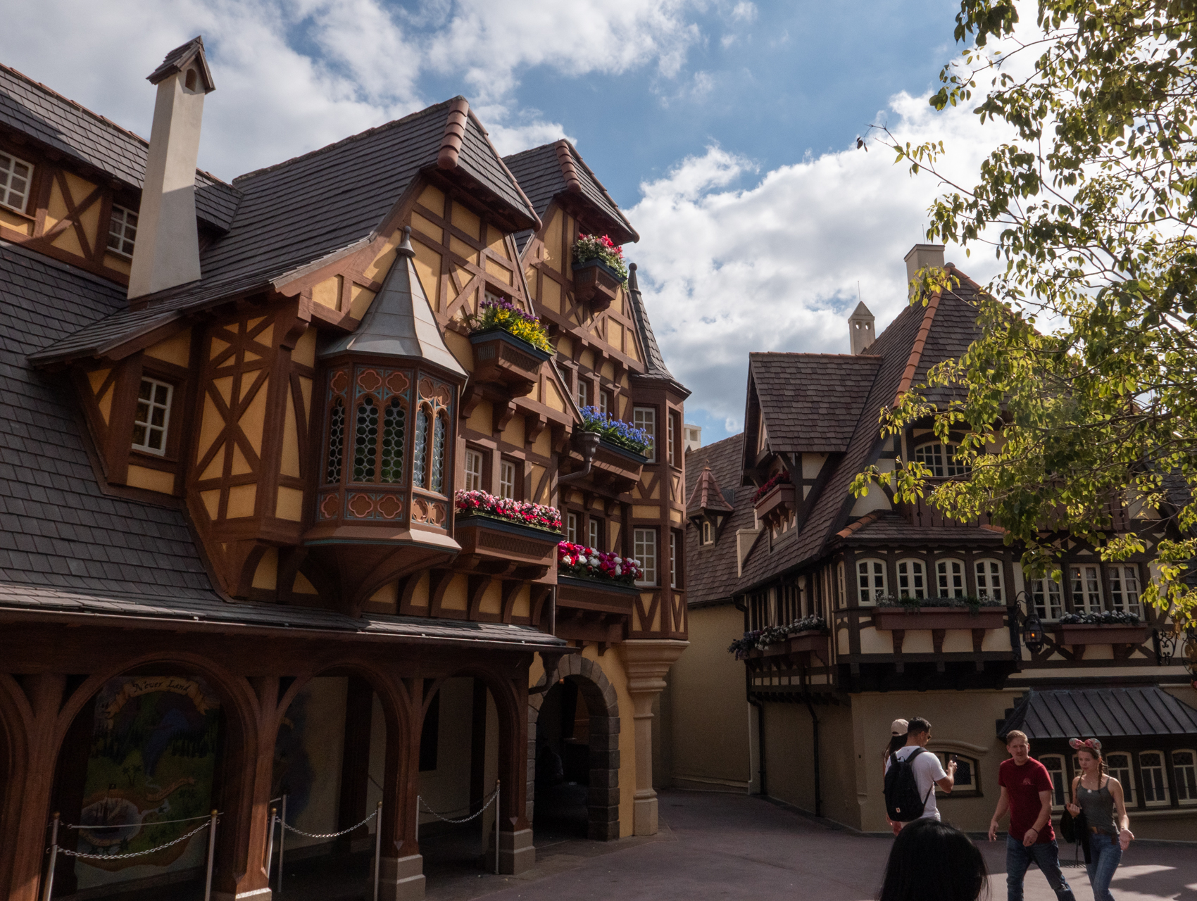 Magic Kingdom
Walt Disney World
Florida
November 4, 2025


DerekBrad.com