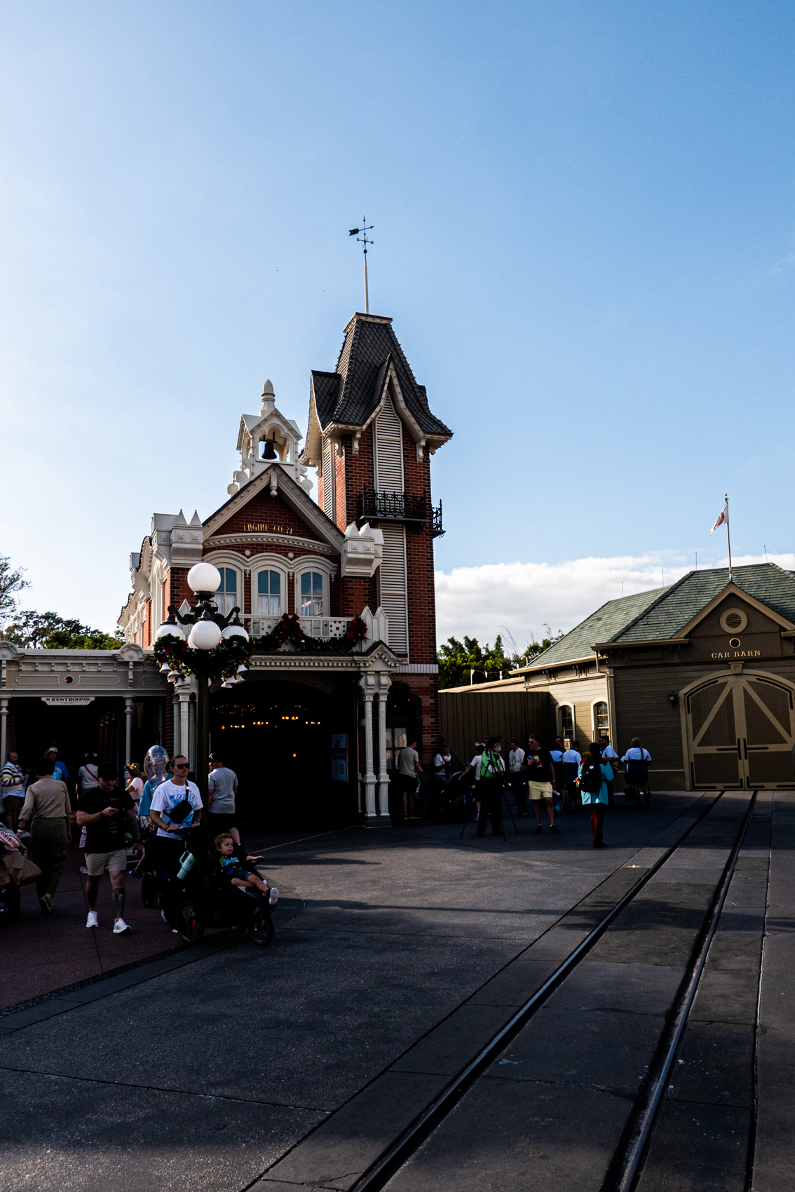 Magic Kingdom
Walt Disney World
Florida
November 4, 2025


DerekBrad.com