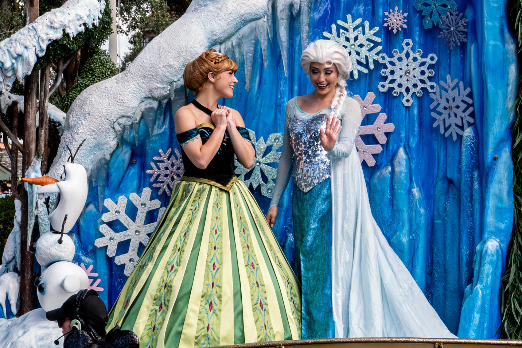 Disney Festival of Fantasy Parade
Magic Kingdom
Walt Disney World
Florida
November 4, 2025


DerekBrad.com