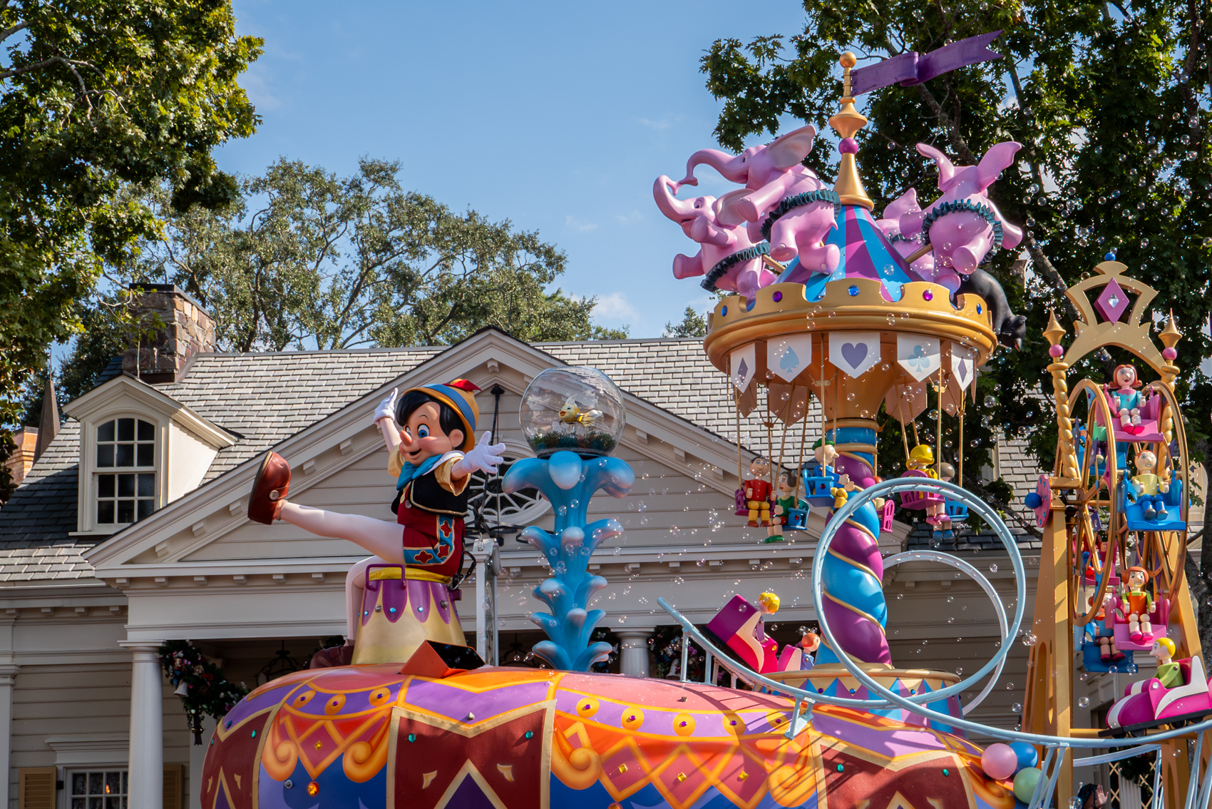 Disney Festival of Fantasy Parade
Magic Kingdom
Walt Disney World
Florida
November 4, 2025


DerekBrad.com