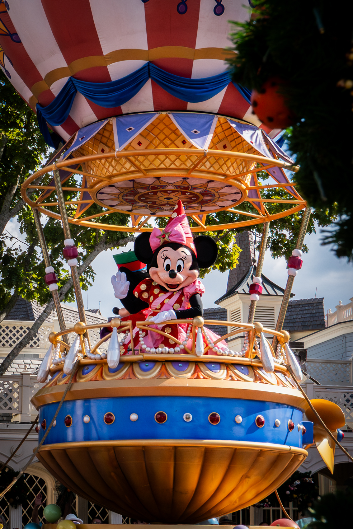 Disney Festival of Fantasy Parade
Magic Kingdom
Walt Disney World
Florida
November 4, 2025


DerekBrad.com