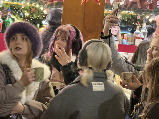 Dresden 12.12.2025, 18:07