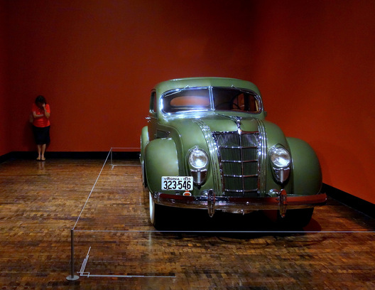 1935 Chrysler Imperial C-2 Airflow 