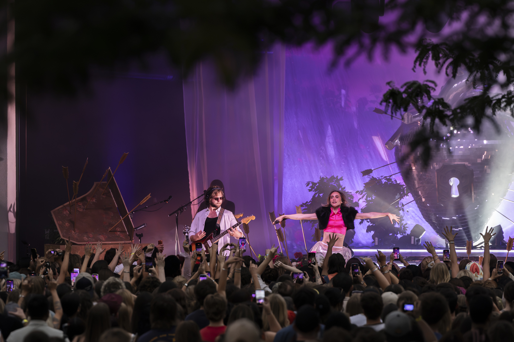 Suki Waterhouse
The Loveland Tour
Gallivan Center
Salt Lake City, Utah
July 27, 2026


DerekBrad.com