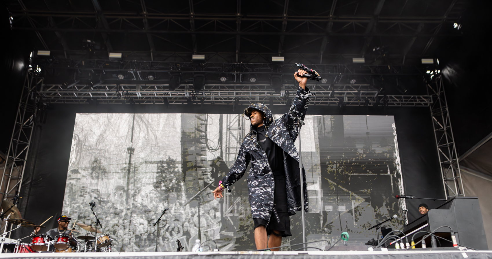 Montell Fish
Kilby Block Party
Lake Stage
Utah State Fairpark
Salt Lake City, Utah
May 17, 2025


DerekBrad.com