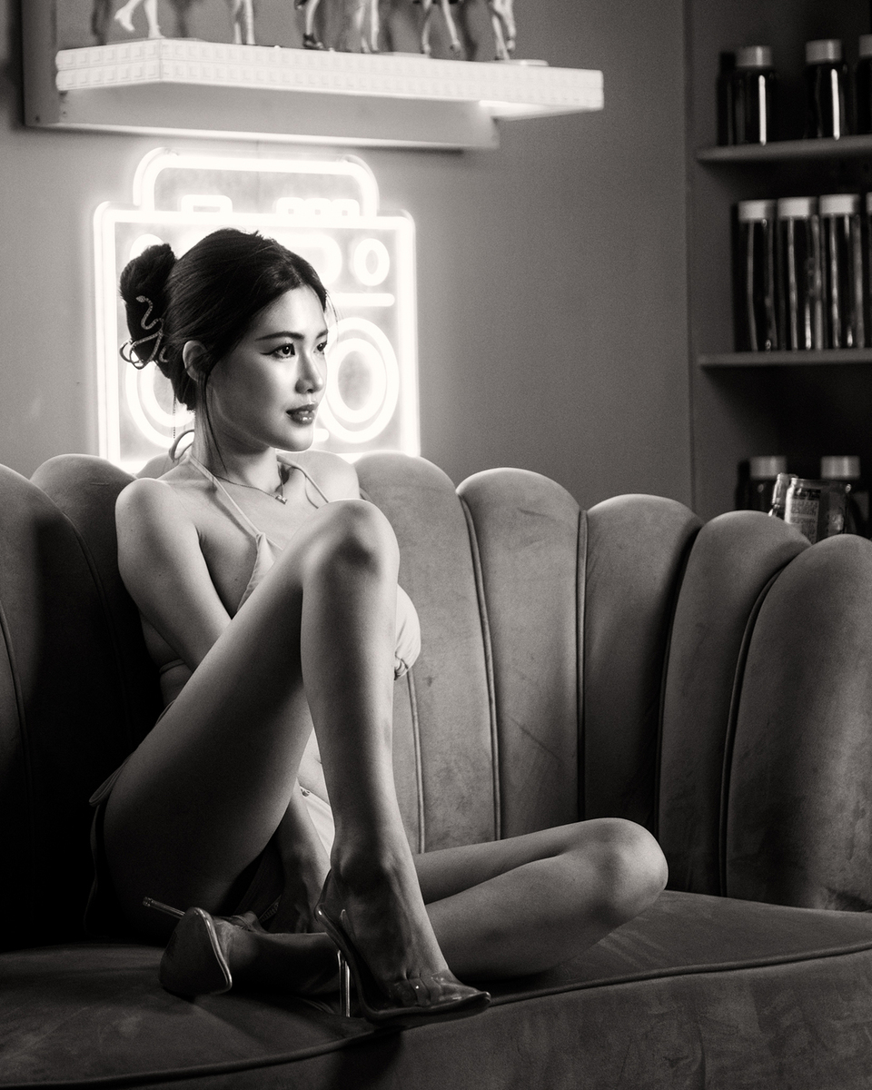 Photographer:  Henry WestheimIG:  https://www.instagram.com/henry_westheimModel:  Xian ChenIG:  https://www.instagram.com/lazyyyyboneFB:  https://www.facebook.com/chen.xian.473652?mibextid=LQQJ4d