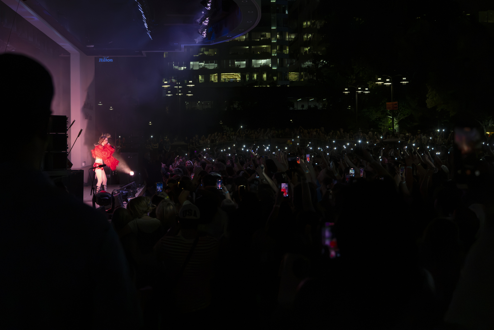 Suki Waterhouse
The Loveland Tour
Gallivan Center
Salt Lake City, Utah
July 27, 2026


DerekBrad.com