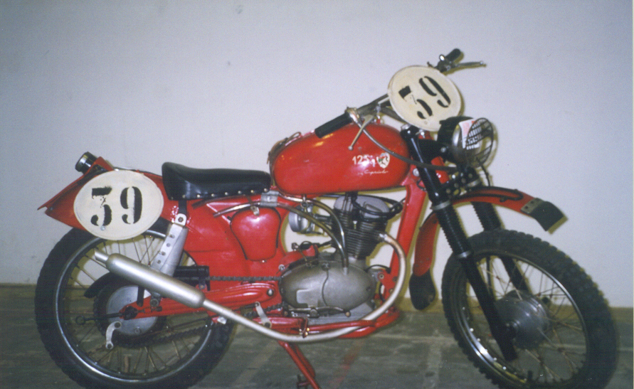 AEROMERE 125 REGOLARIT 
ELVIO FASSINA
JOLAO STRENGHETTO
FRANCO NARDELLI
MASSIMO CAPRONI

@REGISTRO STORICO CAPRIOLO