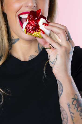 Rose and Pistachio Meringue
