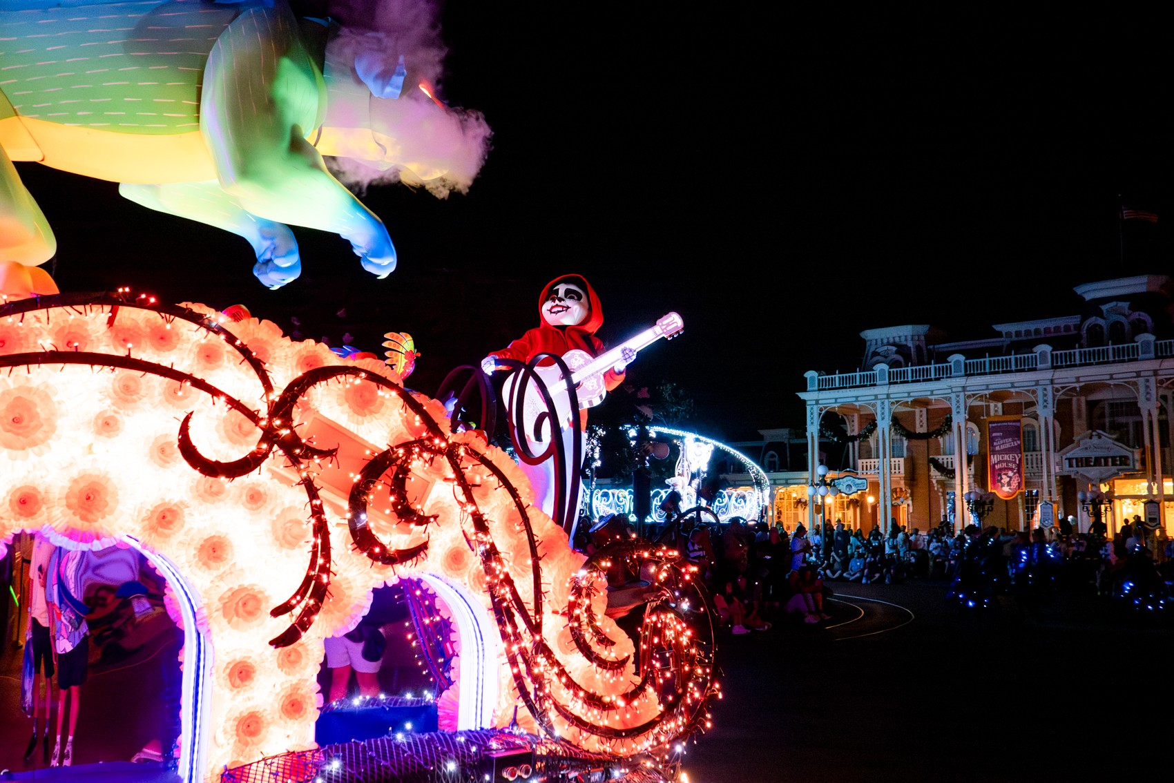 Disney Starlight: Dream the Night Away
Magic Kingdom
Walt Disney World
Florida
November 4, 2025


DerekBrad.com