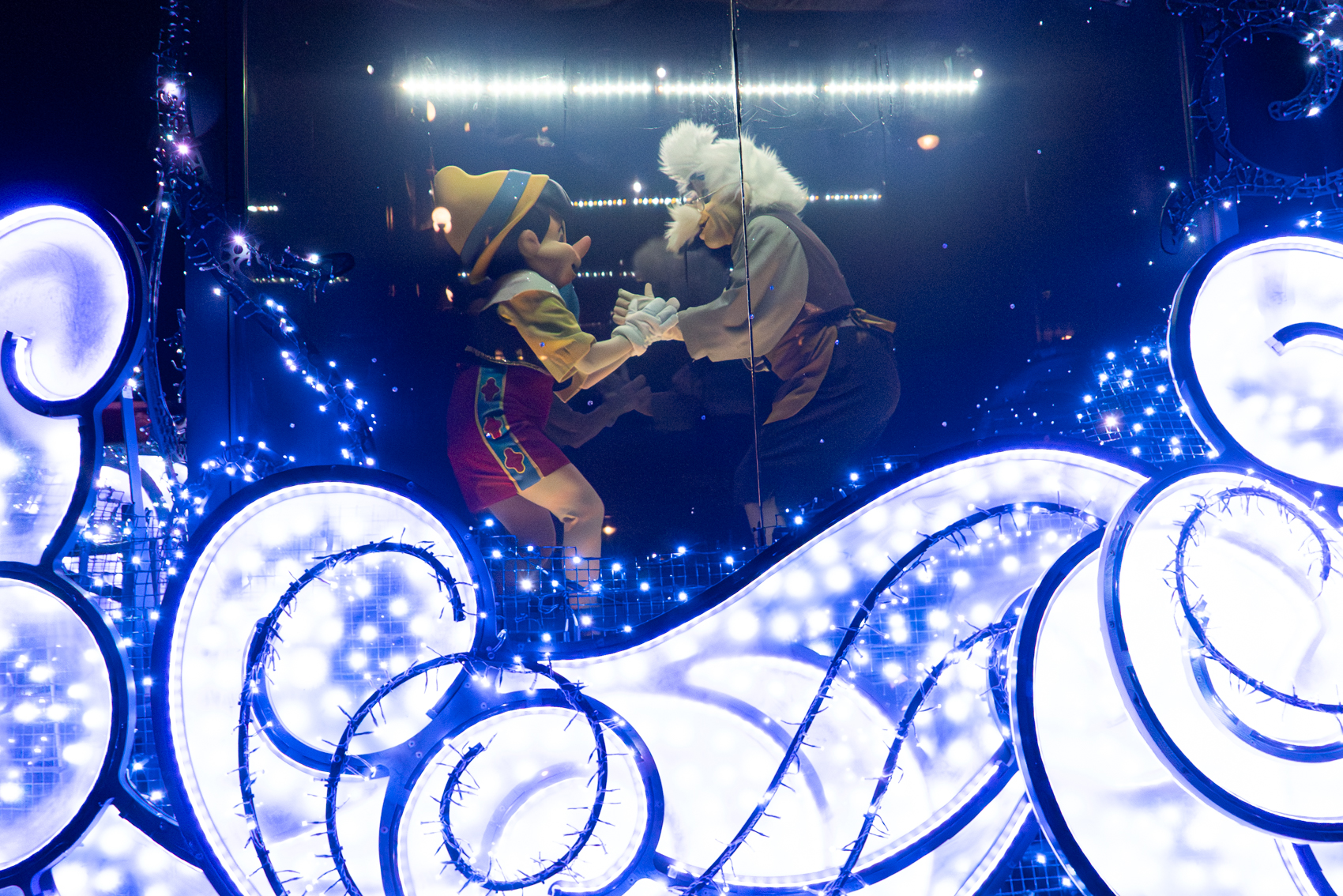 Disney Starlight: Dream the Night Away
Magic Kingdom
Walt Disney World
Florida
November 4, 2025


DerekBrad.com