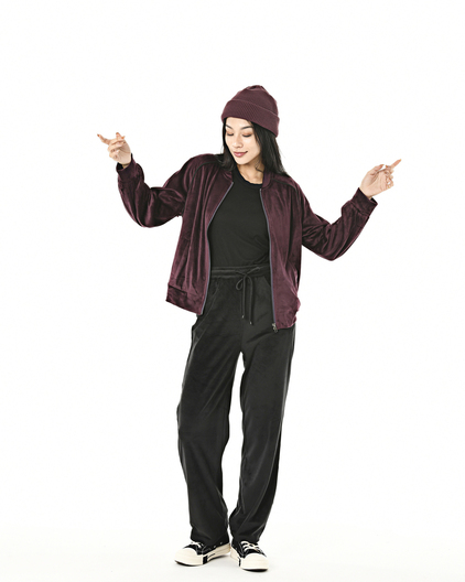 Photographer:  Henry WestheimIG:  https://www.instagram.com/henry_westheimWebsite:  https://www.henrywestheim.com