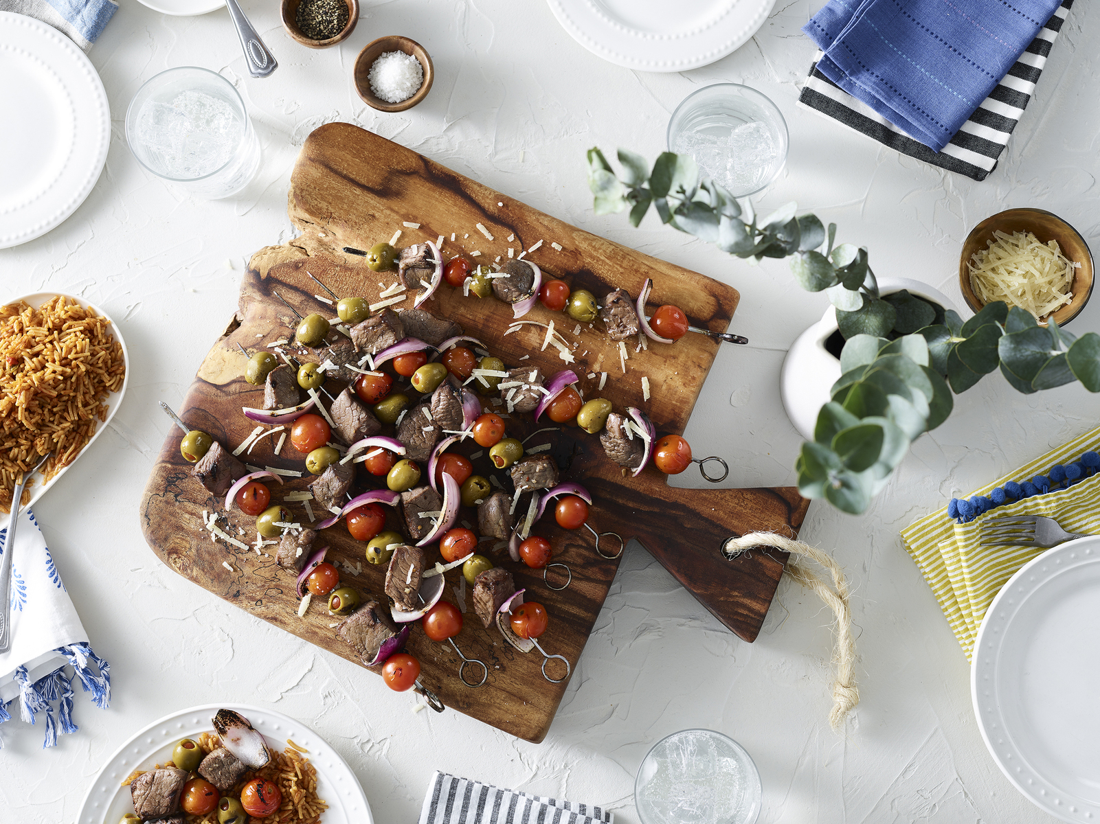 Food in motion image by Jessica Grenier capturing the pouring action of a sauce for advertising use.