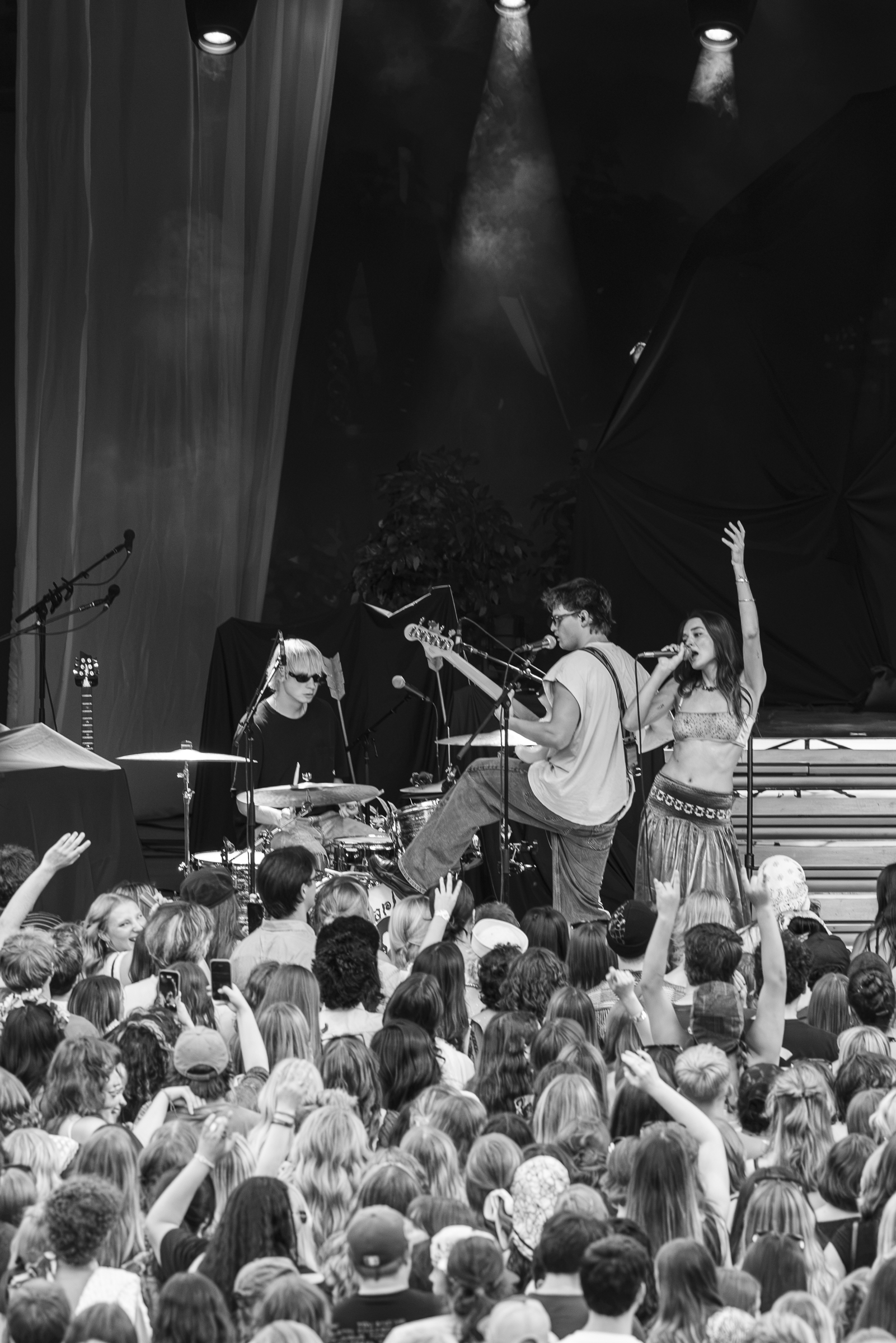 Charlotte Lawrence
Twilight Concert Series
Gallivan Center
Salt Lake City, Utah
July 27, 2026


DerekBrad.com