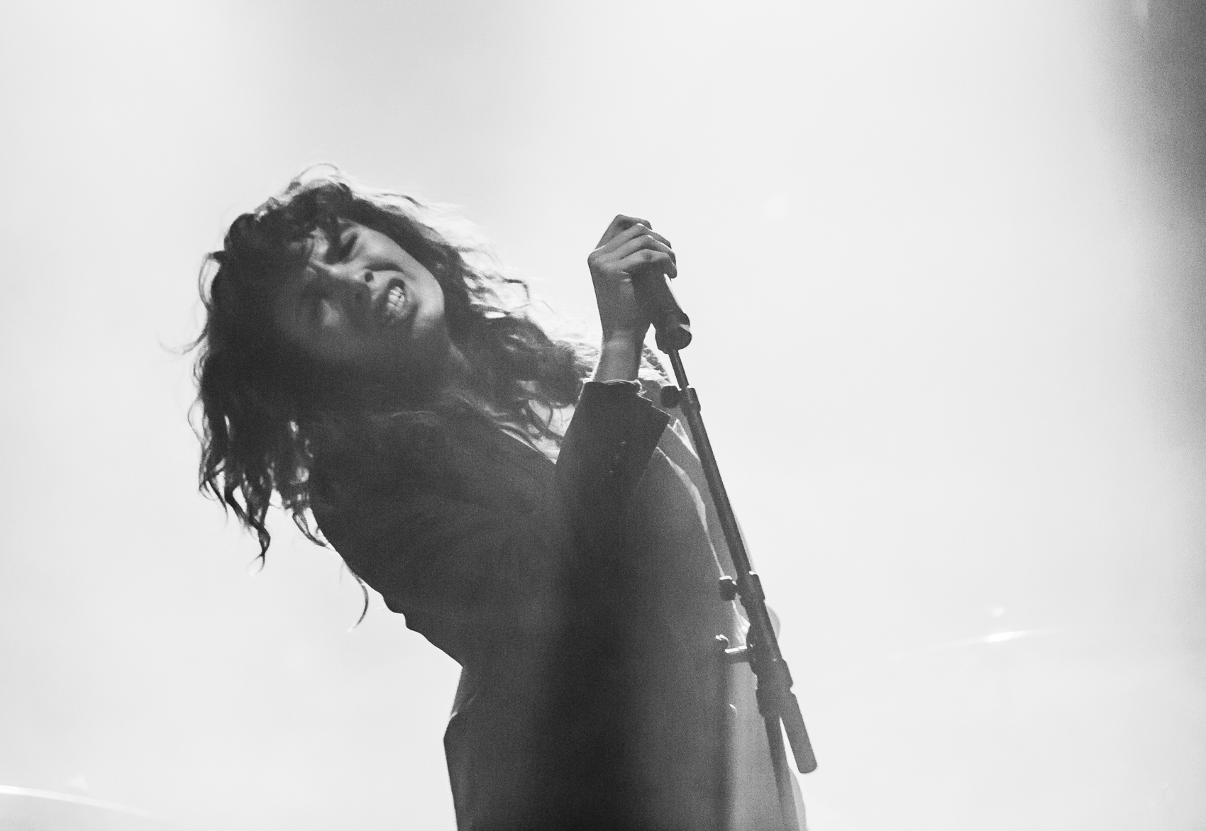 Grace Mitchell
Union Transfer 
Philadelphia, PA 
December 7, 2016


DerekBrad.com