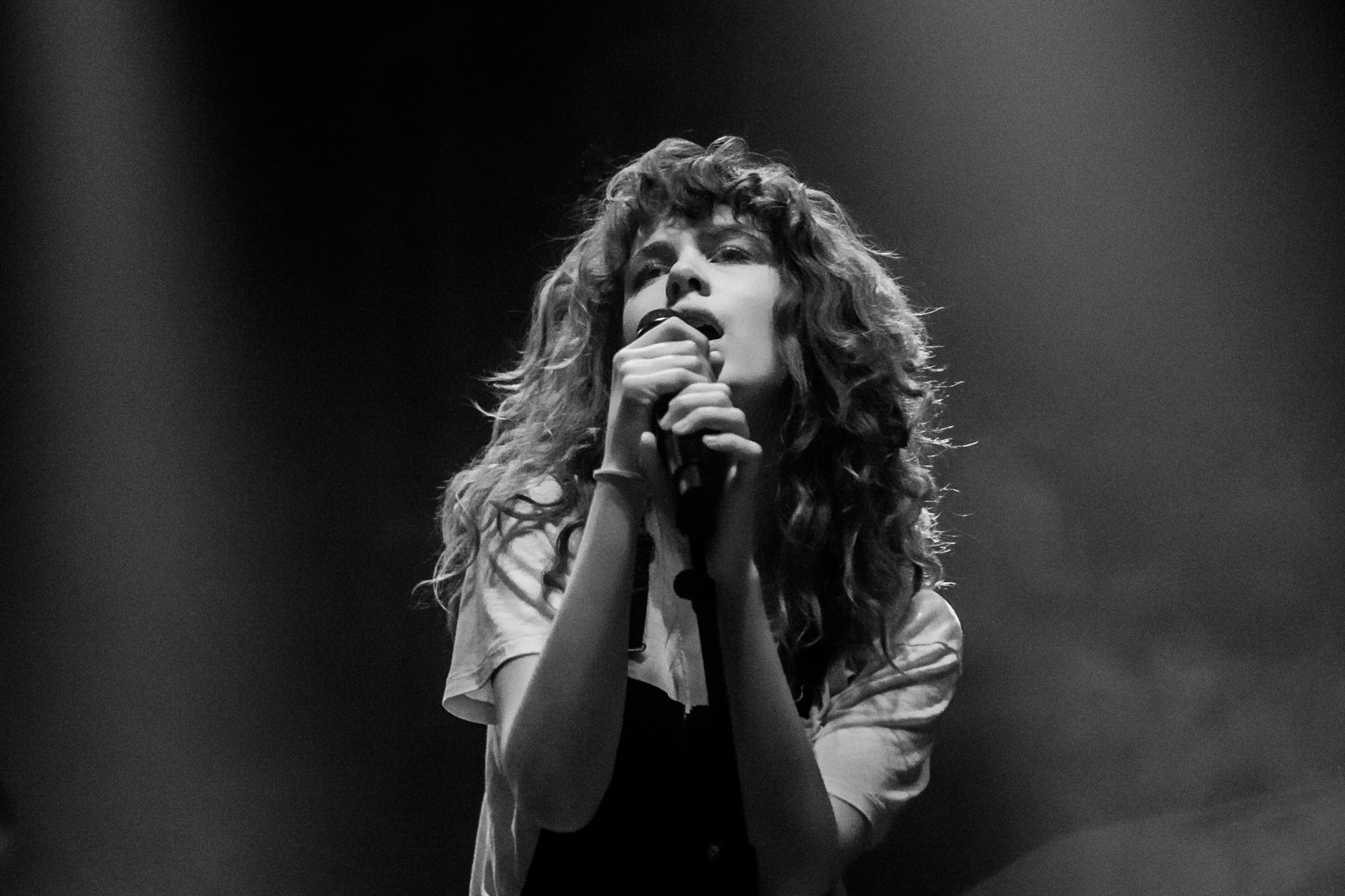 Grace Mitchell
Union Transfer 
Philadelphia, PA 
December 7, 2016


DerekBrad.com