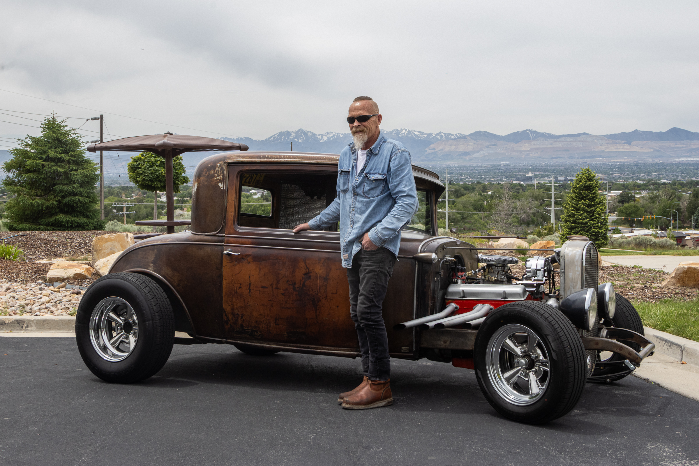 Hot Rod 
SLUG Magazine
Midvale and Sandy, Utah
May 24, 2025


DerekBrad.com