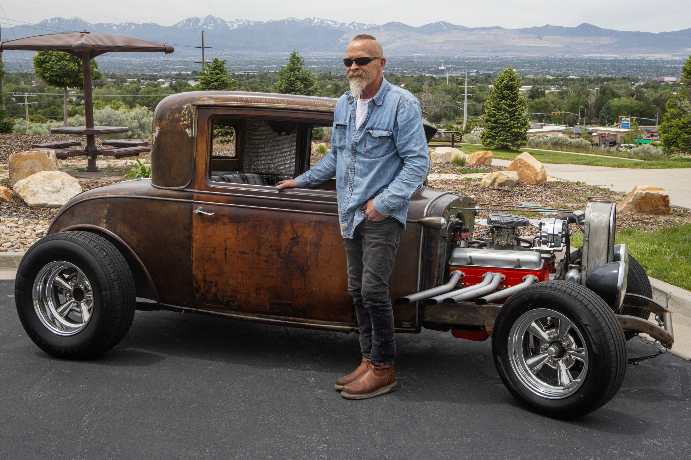 Hot Rod 
SLUG Magazine
Midvale and Sandy, Utah
May 24, 2025


DerekBrad.com