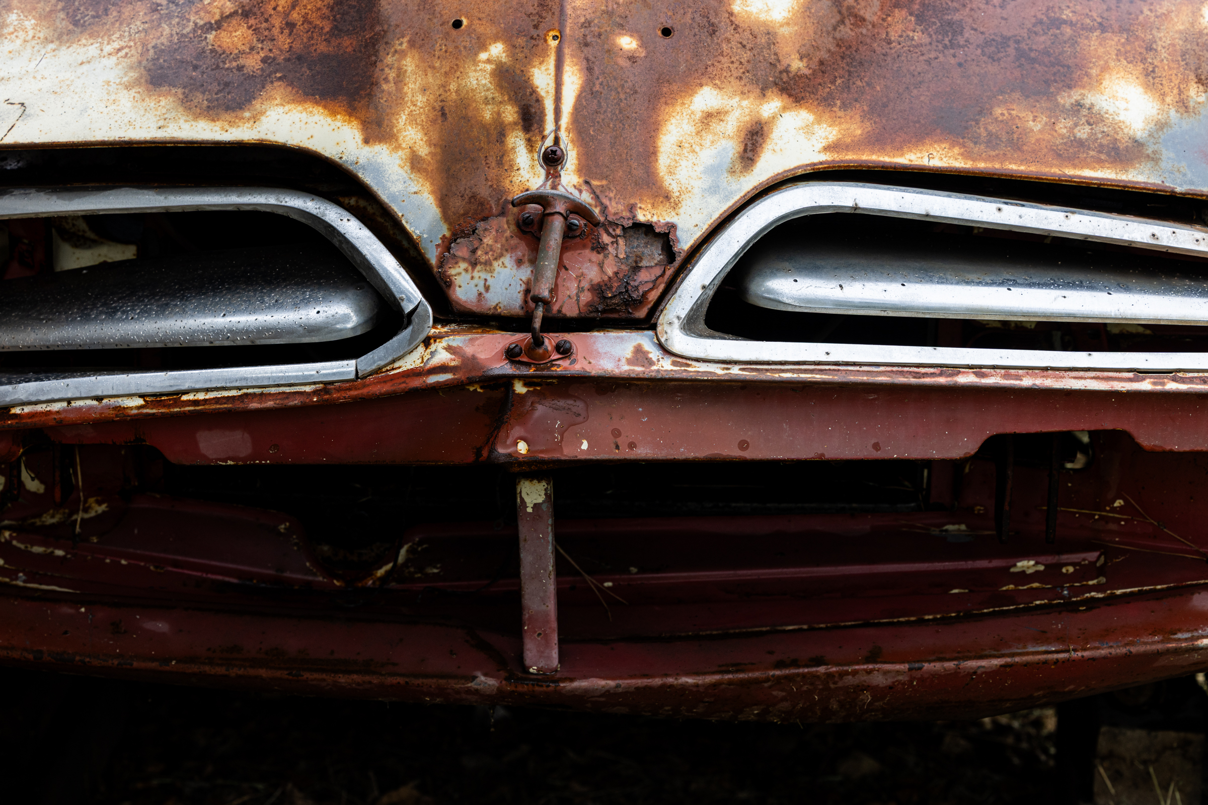 Hot Rod 
SLUG Magazine
Midvale and Sandy, Utah
May 24, 2025


DerekBrad.com